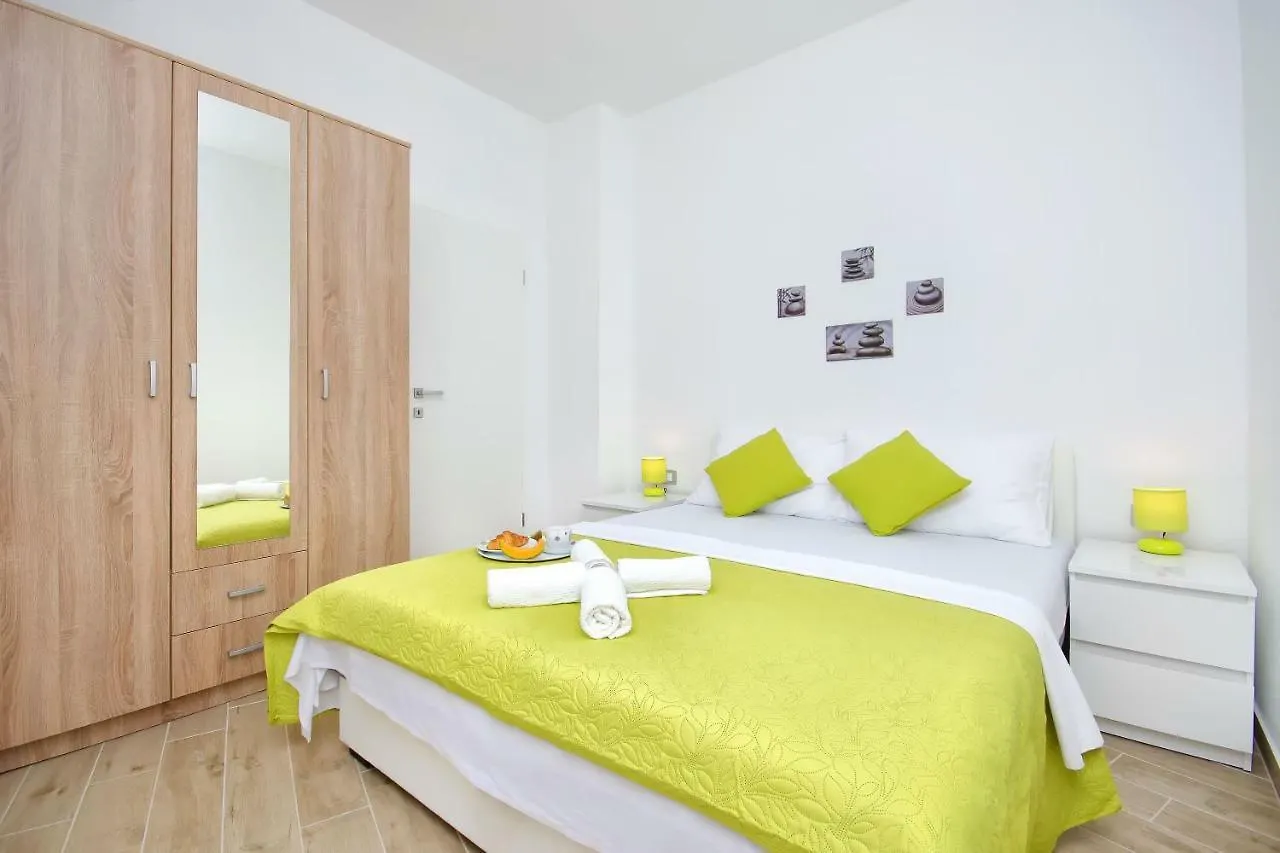 Apartments Keli Kastela Croatia