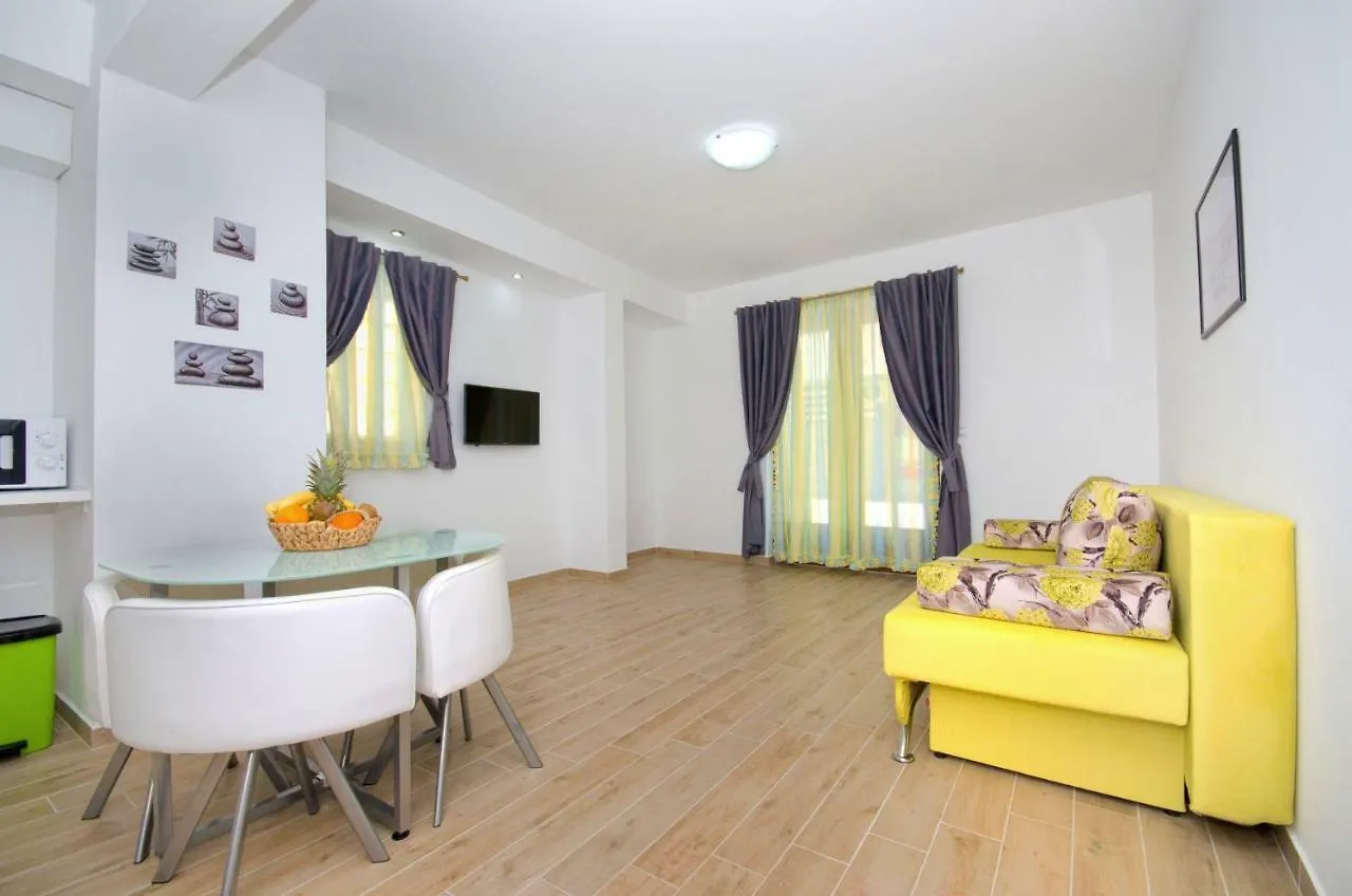 Apartments Keli Kastela