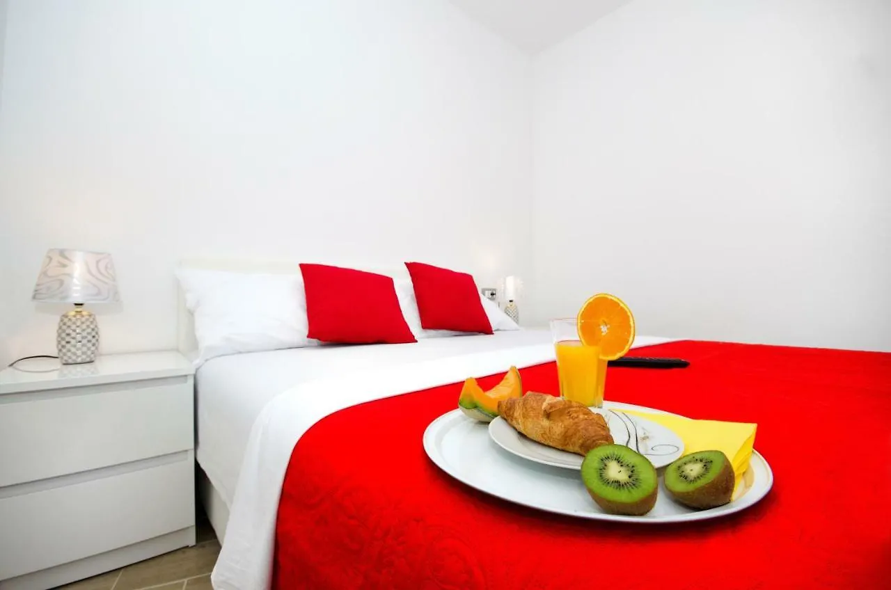 Apartments Keli Kastela
