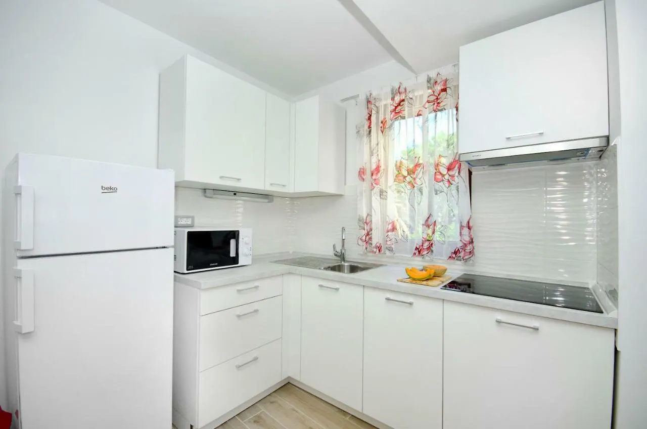 Apartments Keli Kastela