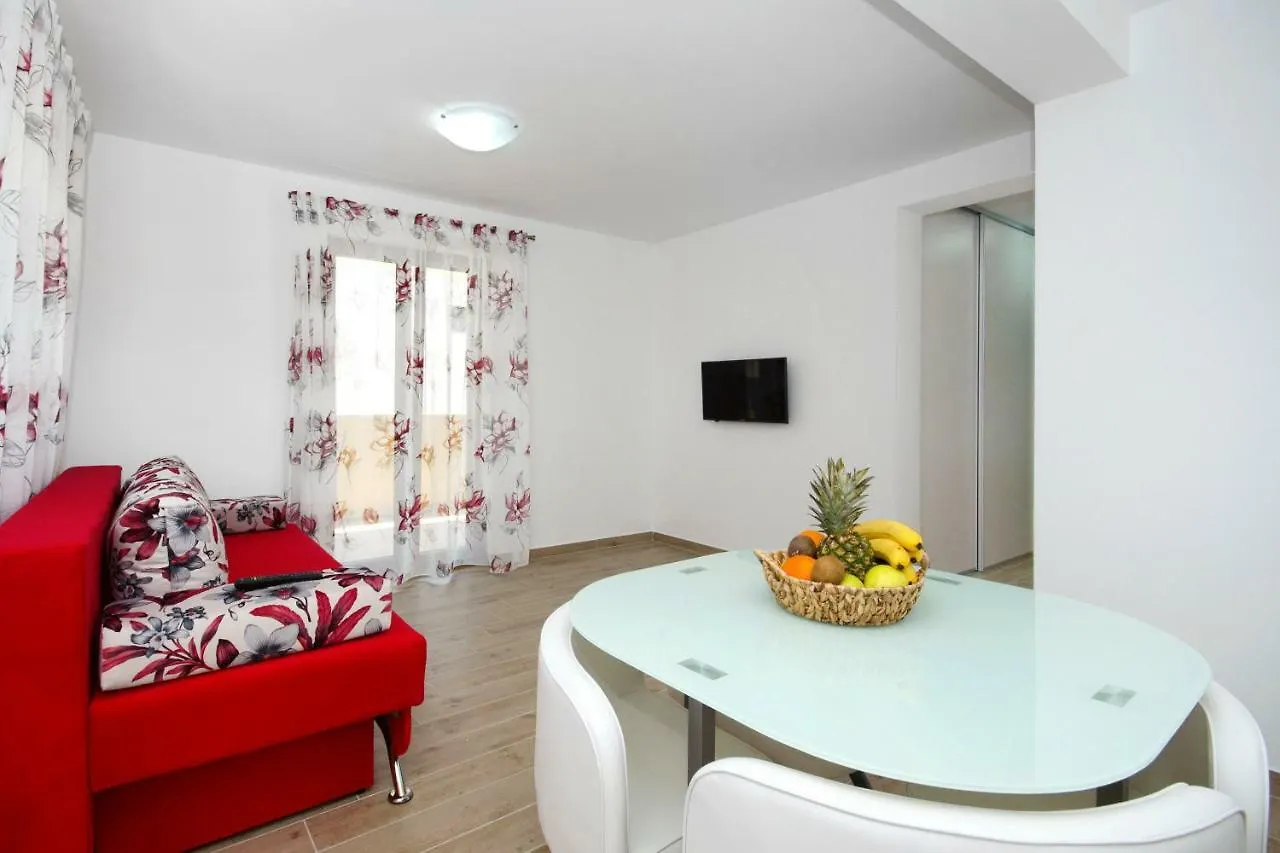 Apartments Keli Kastela