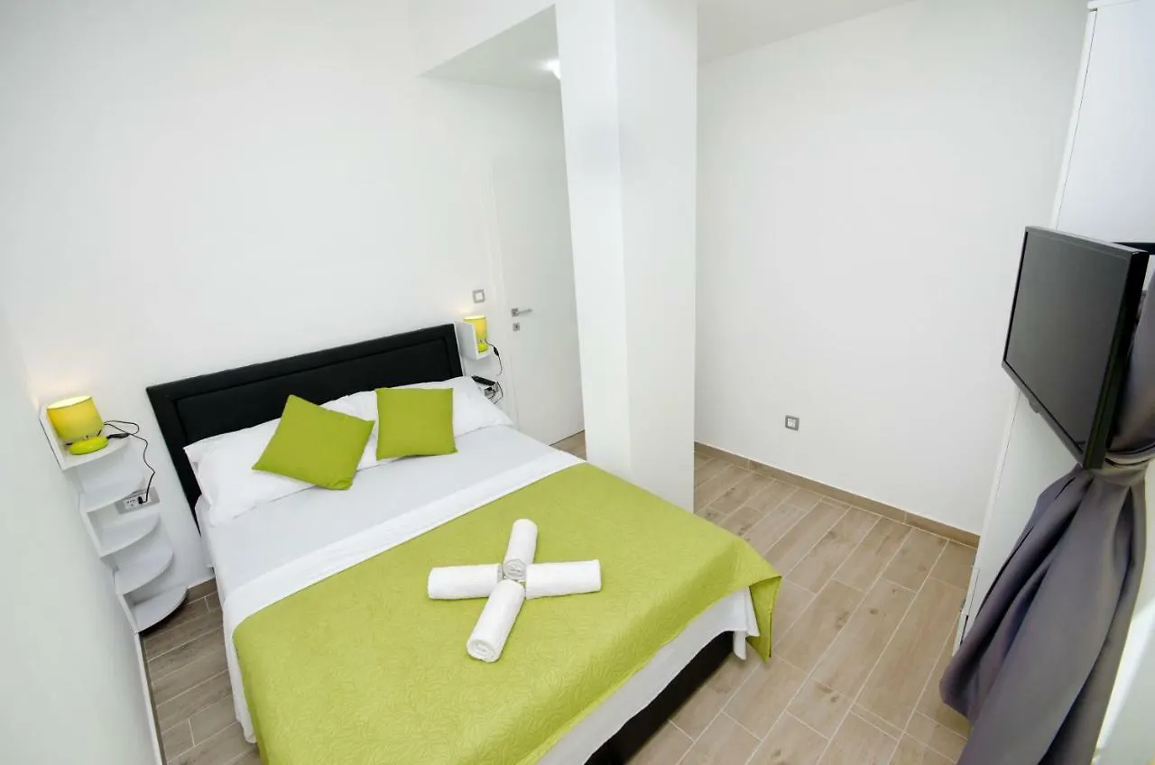 Apartments Keli Kastela