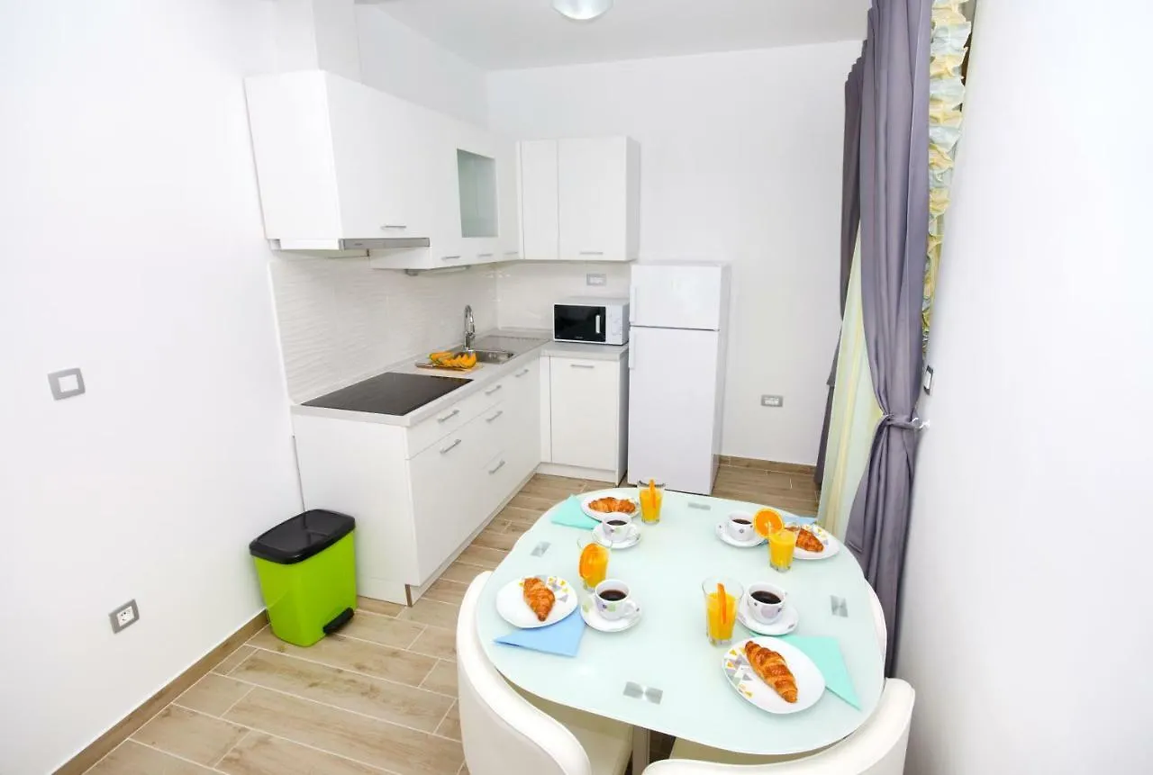 Apartments Keli Kastela