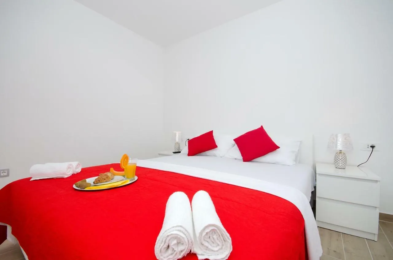 Apartments Keli Kastela Croatia